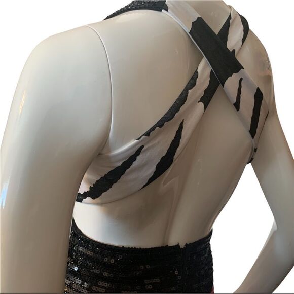 Prom Dress Shimmering Black/Pink Floral Prom  Criss-Cross Back size 3/4 - Picture 8 of 11